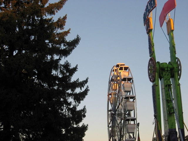 Early morning Ferris Wheel