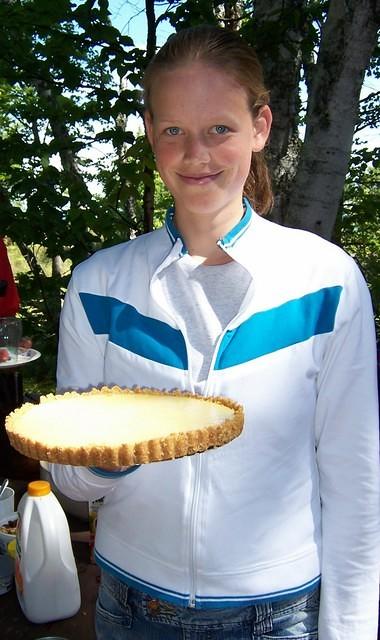 Miriam_with_key_lime_tart