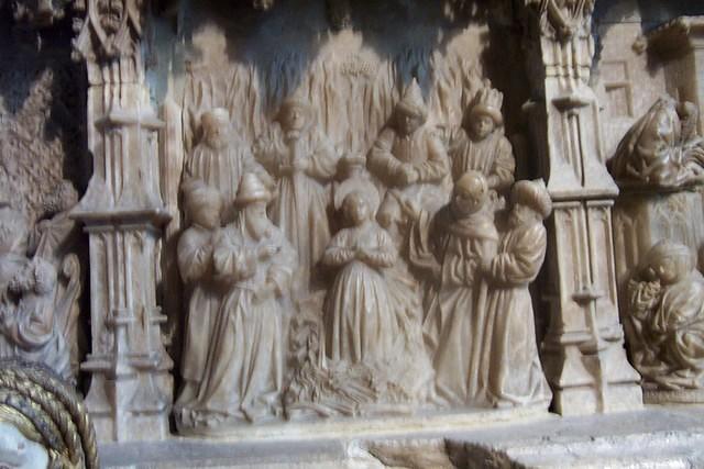 alabaster_sculptures_at_Cloister