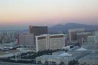 Vegas_moonrise